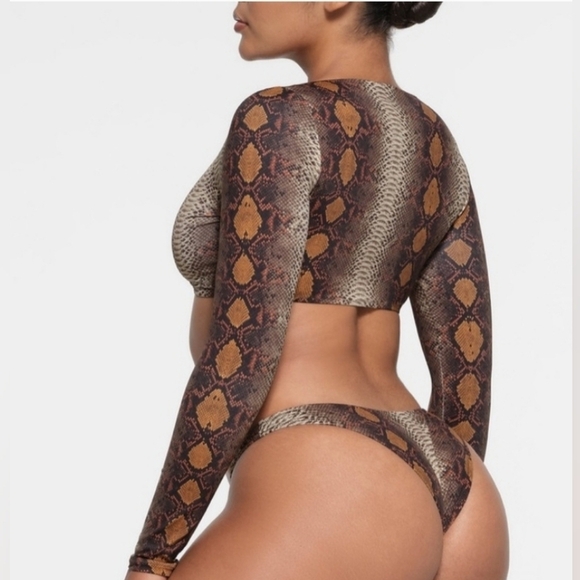 SKIMS Swim Long Sleeve Shrug Swim Top Desert Snake Print 2X NWT - Picture 3 of 6